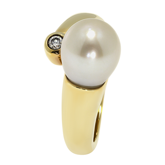 14K Yellow Gold Pearl & Diamond Ring
