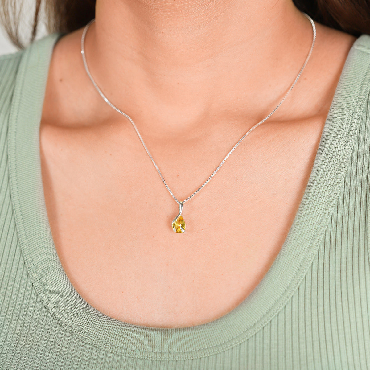 Sterling Silver Pear Shaped Citrine 18 inch Necklace