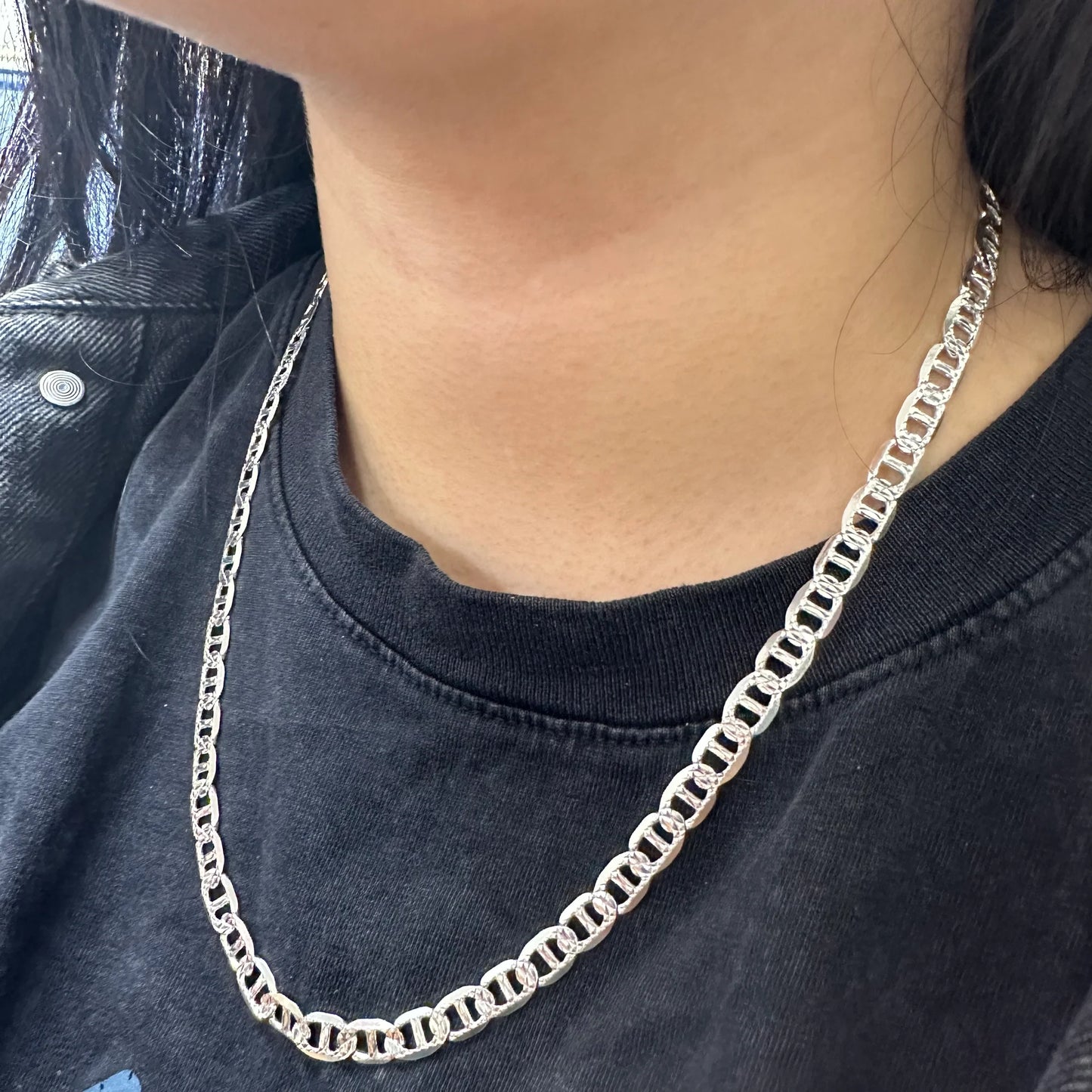 Sterling Silver 5.2mm Flat Marina 1 Sided Chain